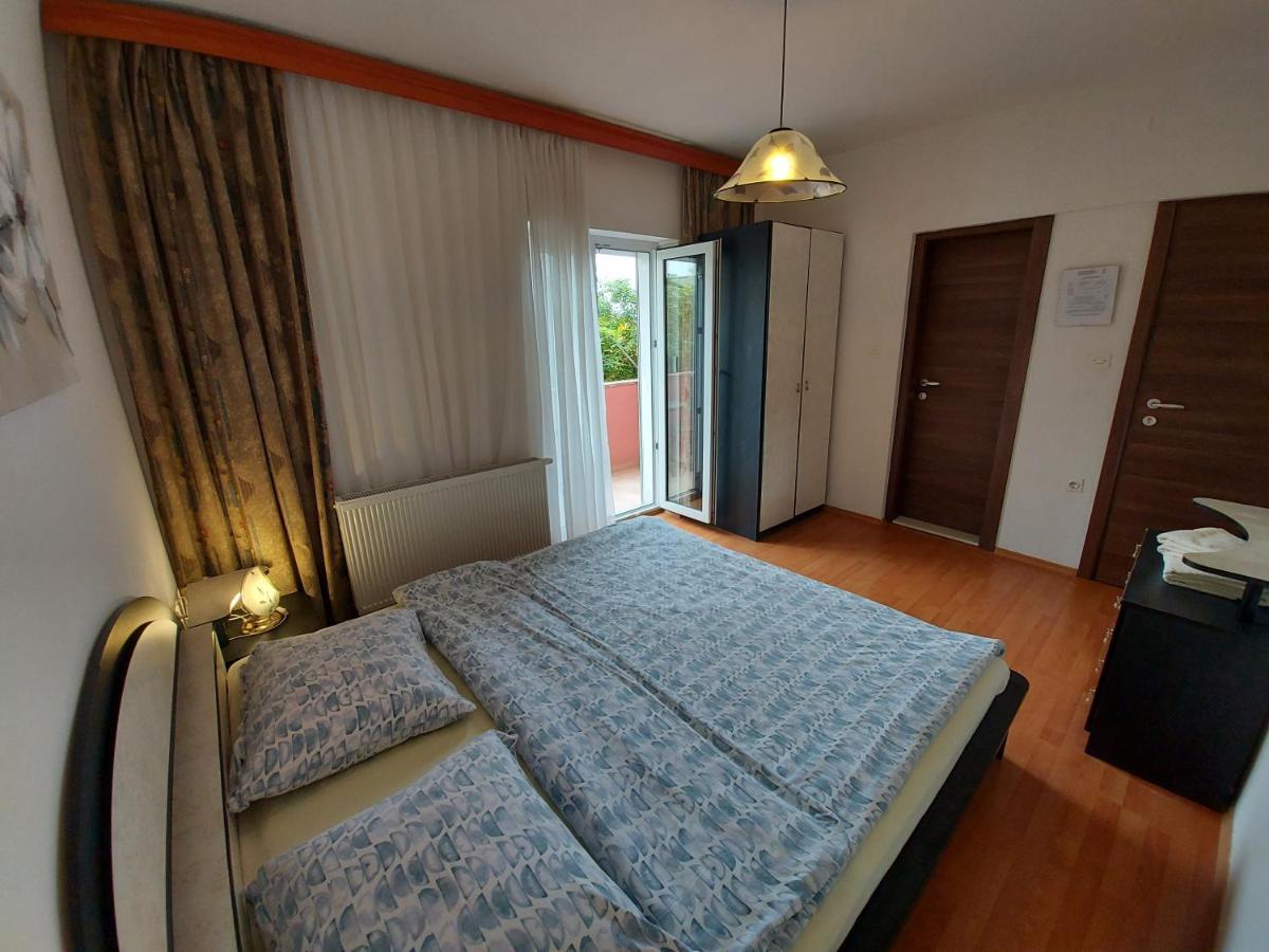 Apartments & Rooms Nensi Baška Exterior foto